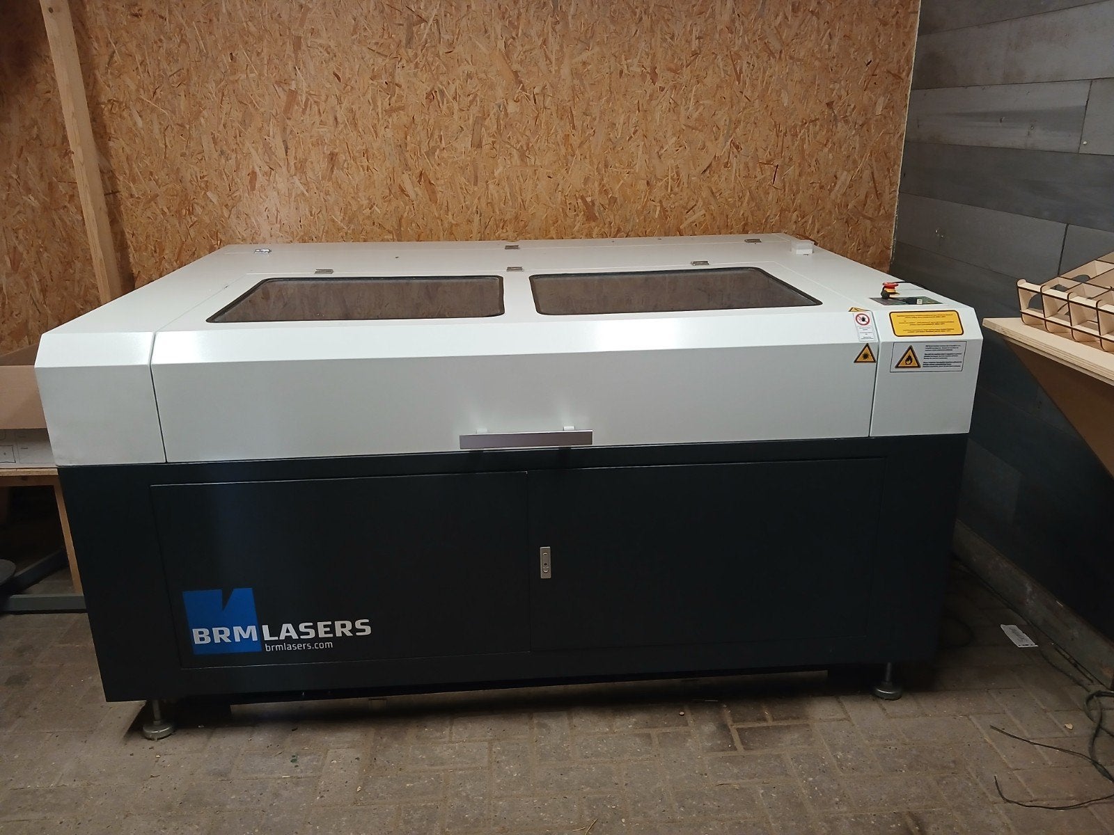 BRM 100160 Lasersnijder - 150W, 78 draaiuren, bouwjaar 2018, Ophalen