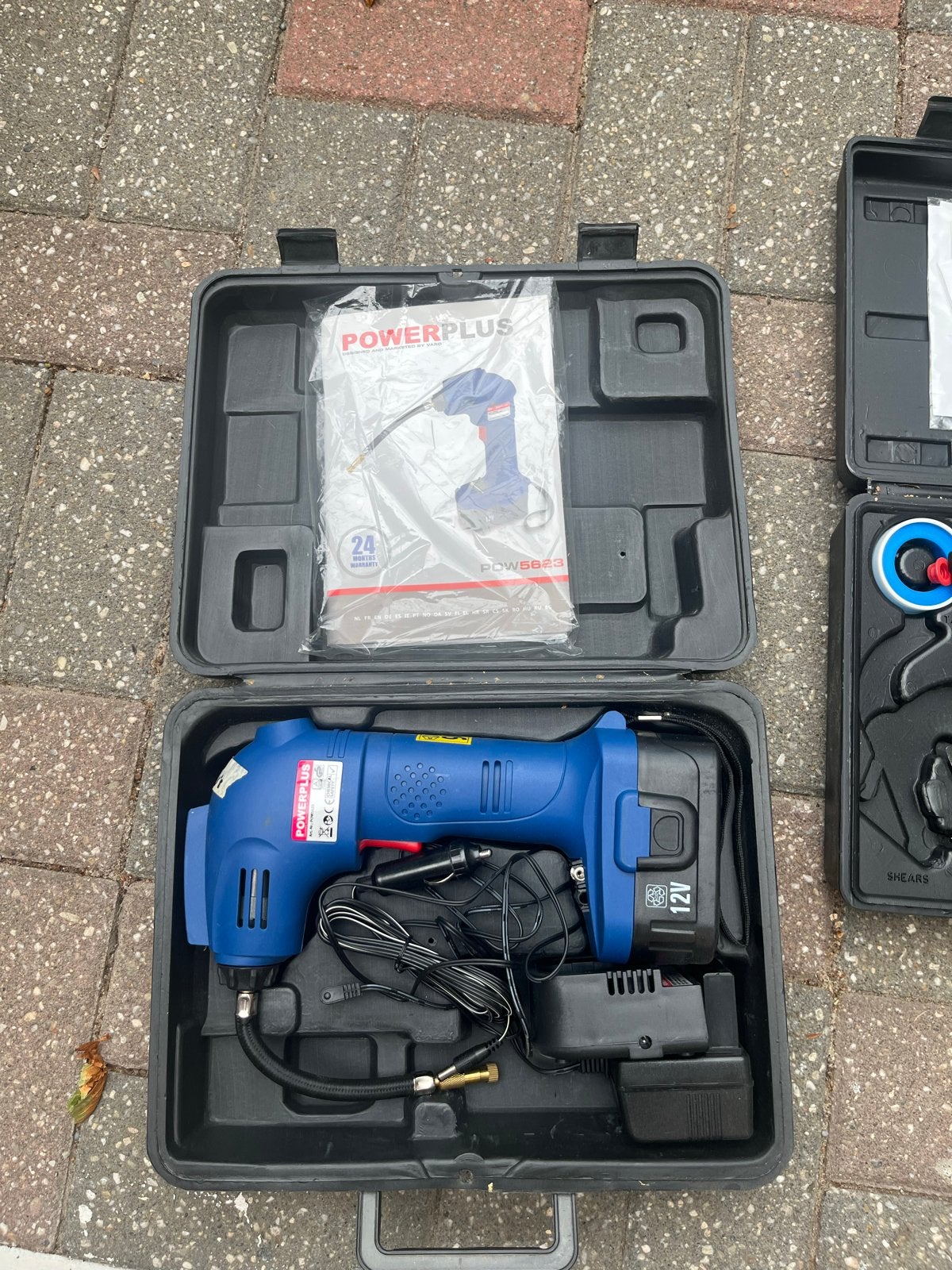 Powerplus Accu Compressor 12V, Ophalen, 6 tot 10 bar, Zo goed als nieuw, Minder dan 200 liter/min