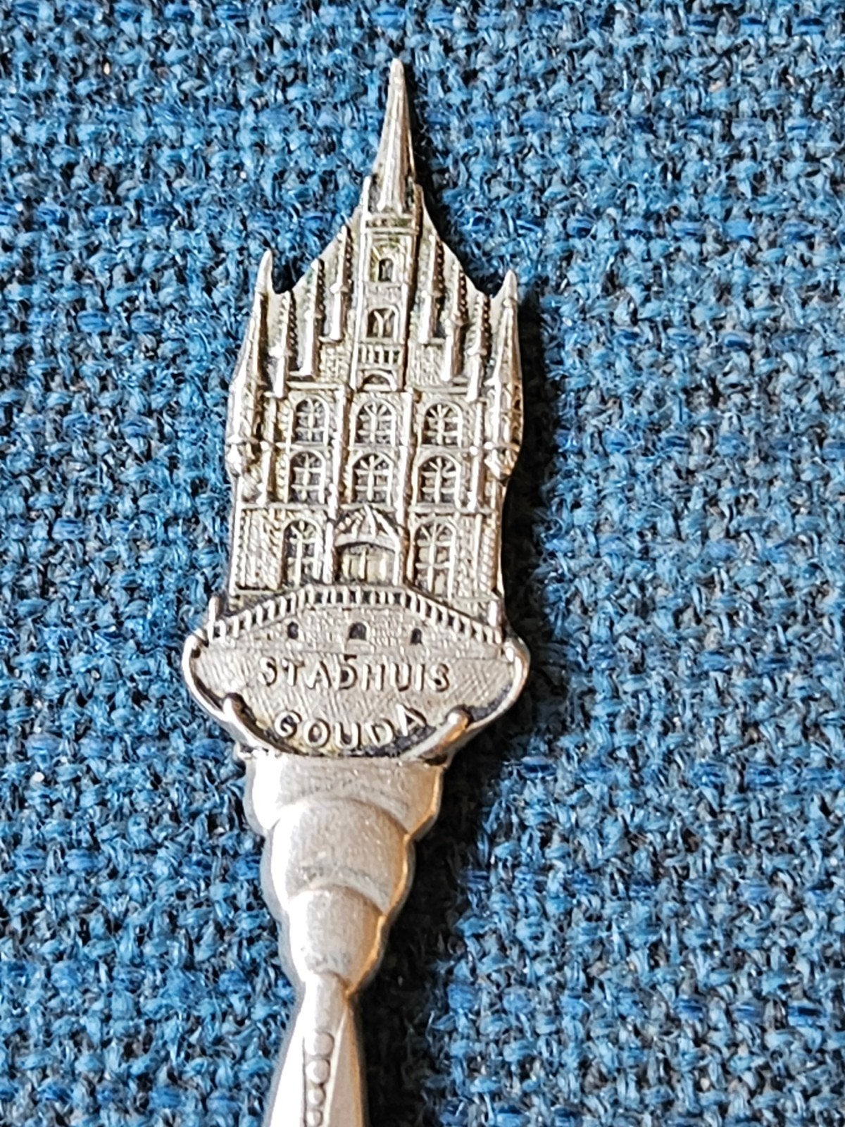 Verzilverde theelepel Stadhuis Gouda, Ophalen of Verzenden