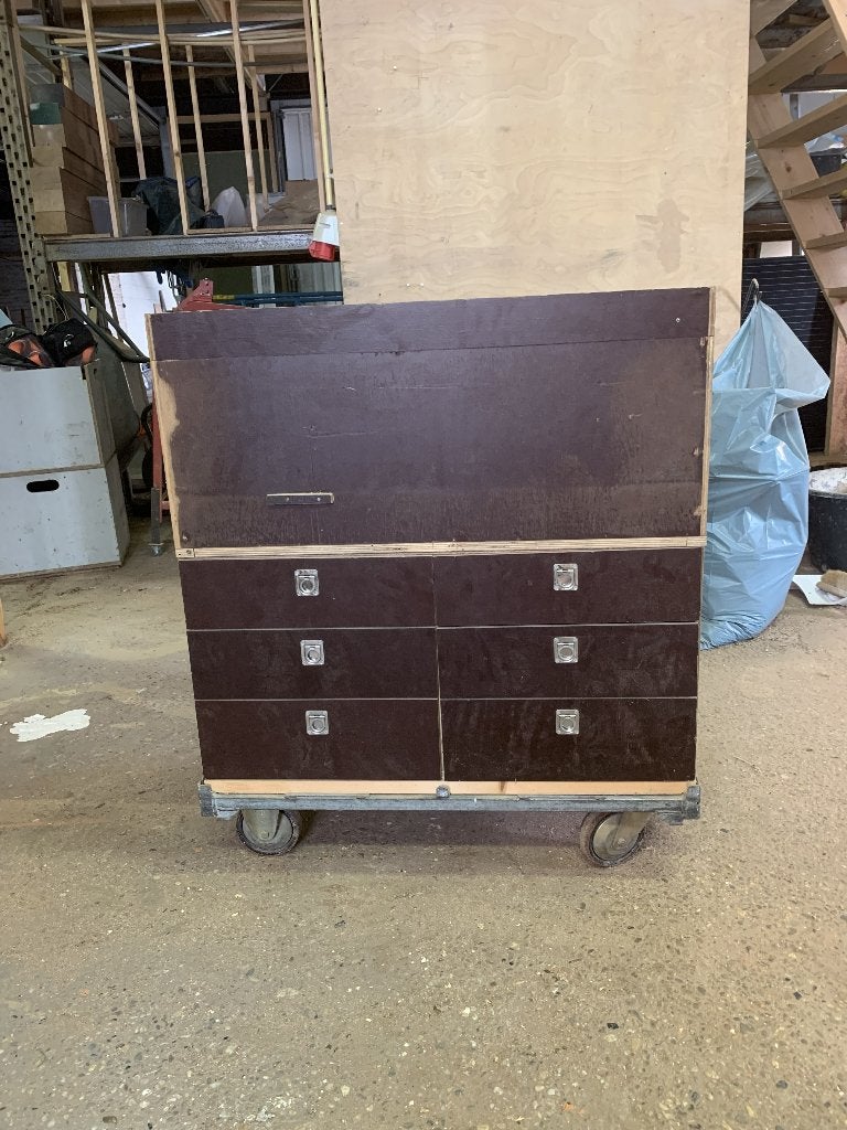 Slimme Mobiele Werkbank / Gereedschapskist, Ophalen, Zo goed als nieuw, Minder dan 70 cm