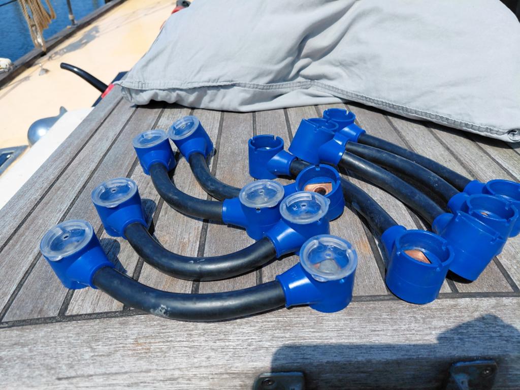 Celverbinder 70mm² x 210 mm geïsoleerd 8X, Ophalen of Verzenden, Zo goed als nieuw, Motor en Techniek, Zeilboot of Motorboot