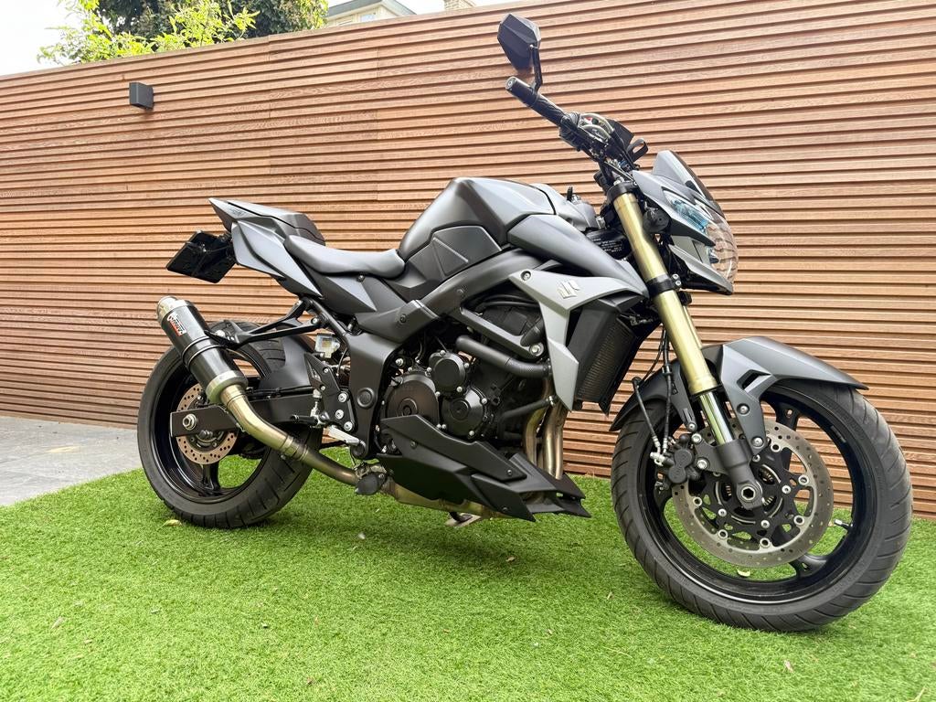 Suzuki GSR 750 ABS (2014) All Black Edition  Lage KM-stand, 750 cc, 4 cilinders, Particulier, Meer dan 35 kW