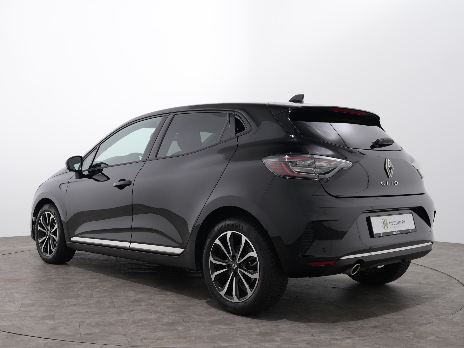 Renault Clio 1.0 TCE 90 GPF TECHNO | Navi | 360 Camera | Win, Voorwielaandrijving, Gebruikt, Zwart, Leder en Stof