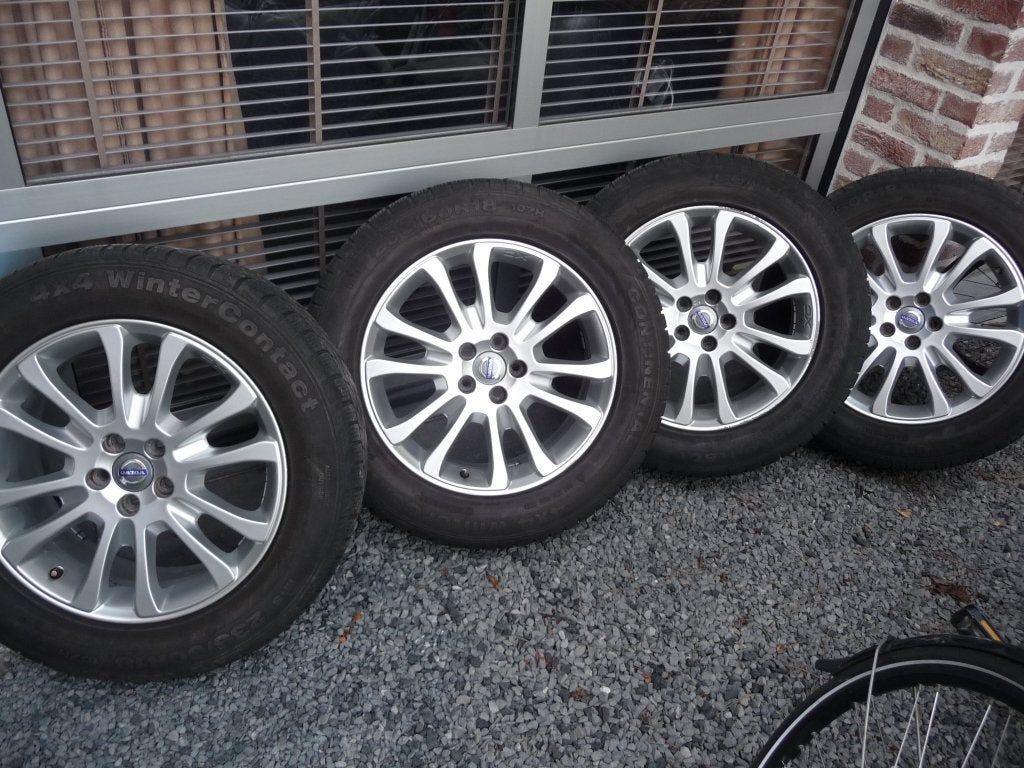 volvo velgen xc60 met winterbanden, Ophalen, 18 inch, Gebruikt, Velg(en)