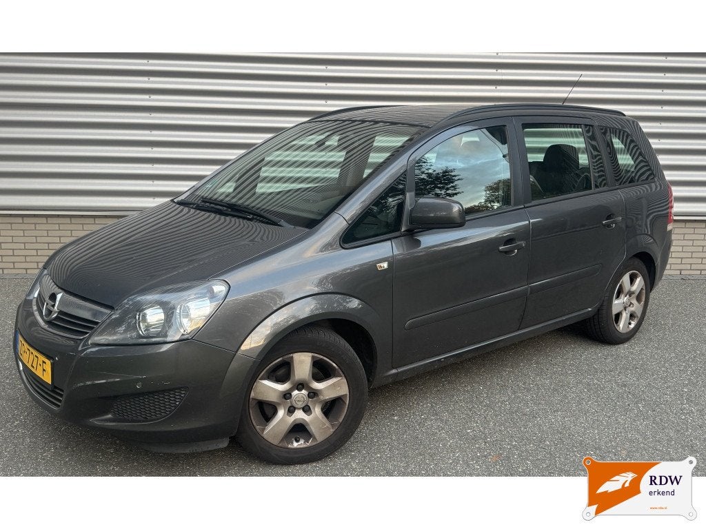 Opel Zafira 1.6 111 y. Ed. Airco, Auto's, Voorwielaandrijving, Euro 5, Gebruikt, 4 cilinders