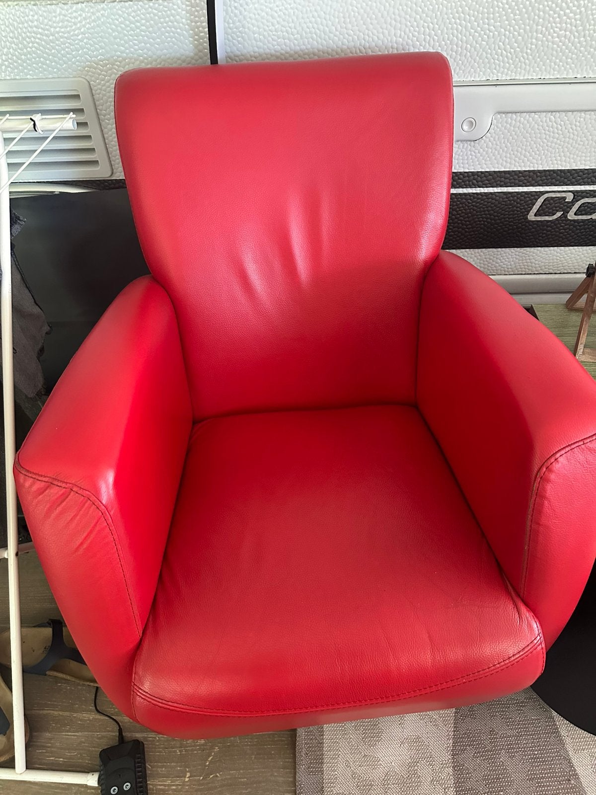 Gratis 2 rode lederen fauteuils, Ophalen, Gebruikt, 50 tot 75 cm, Leer