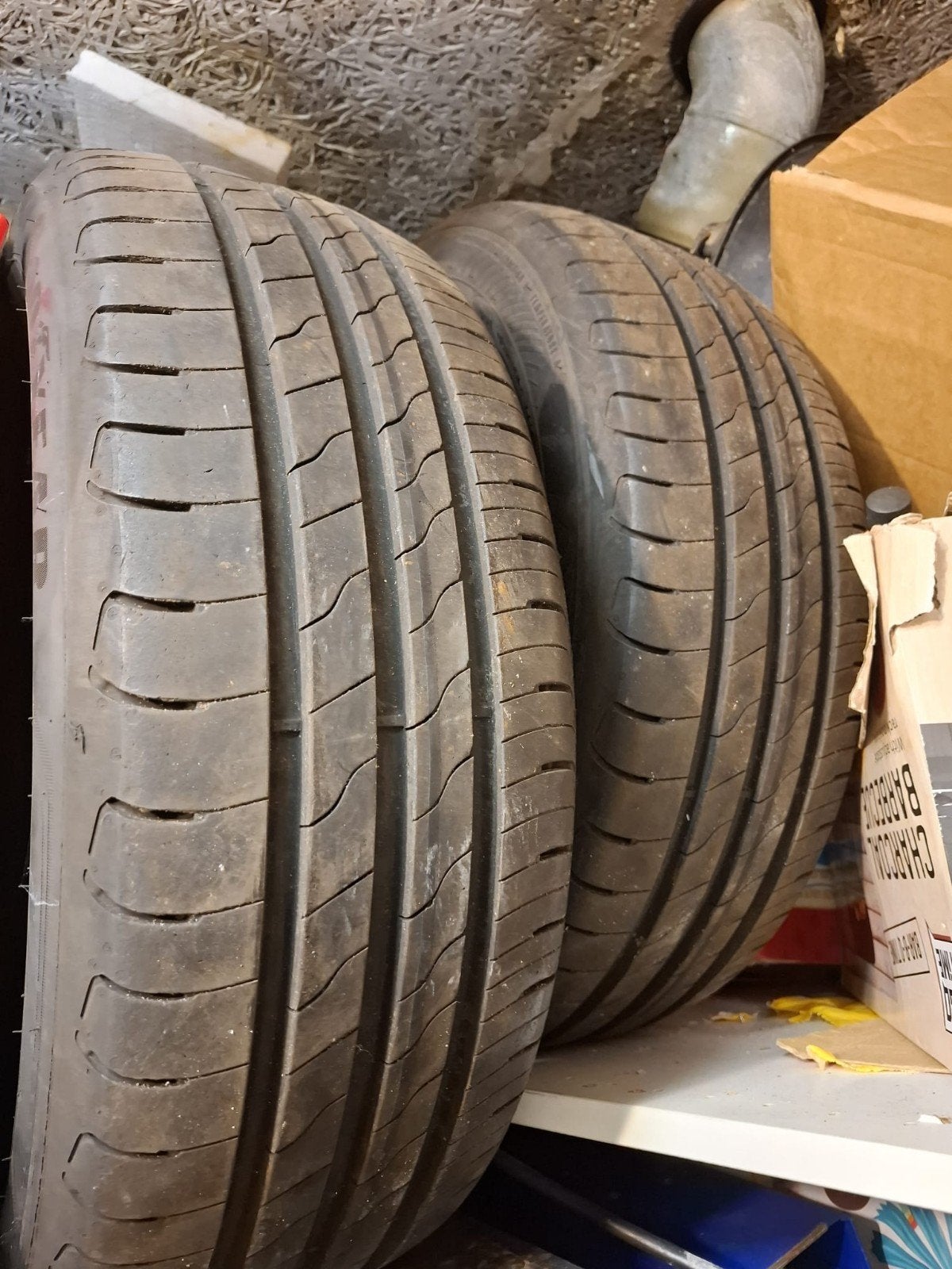 2x zomerbanden 195/55R 16 gebruikt onder renault clio 4, Auto-onderdelen, Ophalen, Gebruikt, 16 inch, Band(en)