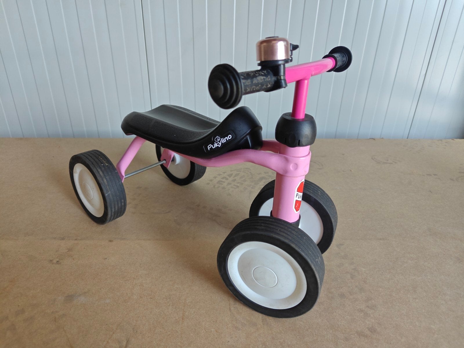 Puky Pukylino loopfiets roze met bel, Ophalen, Gebruikt, Loopfiets