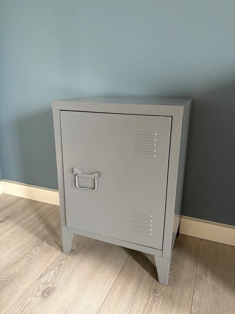 Locker nachtkastje, Ophalen, Gebruikt, Minder dan 45 cm, Metaal of Aluminium