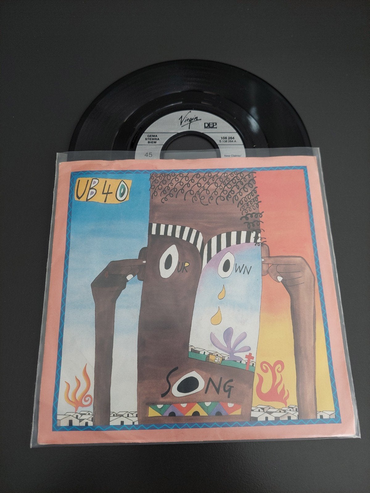 Ub40 our own song, Cd's en Dvd's, Vinyl Singles, Ophalen of Verzenden, Gebruikt, 7 inch