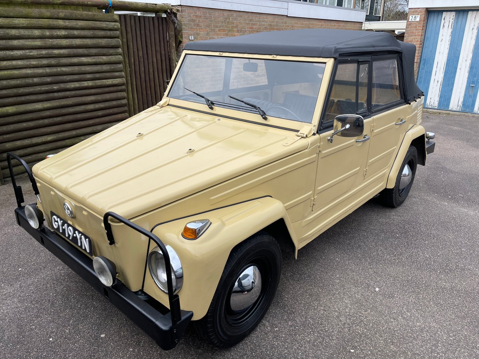 Volkswagen 181 kubel 1.6 Cabriolet 1971, Auto's, Achterwielaandrijving, 4 cilinders, Cabriolet, Geel