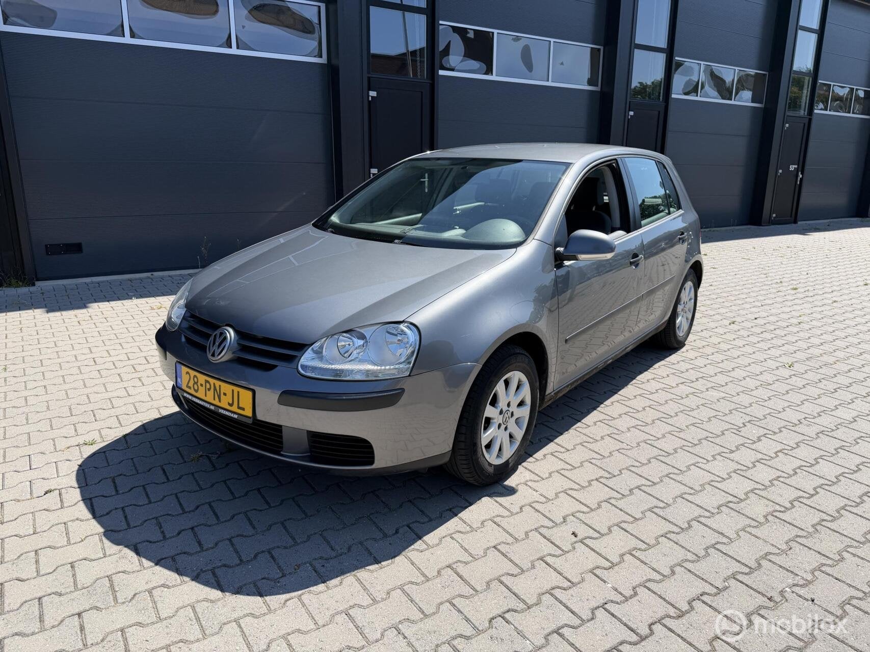 Volkswagen Golf 1.6 FSI Comfortline NAP, Auto's, Voorwielaandrijving, Automatische klimaatregeling, Gebruikt, 4 cilinders