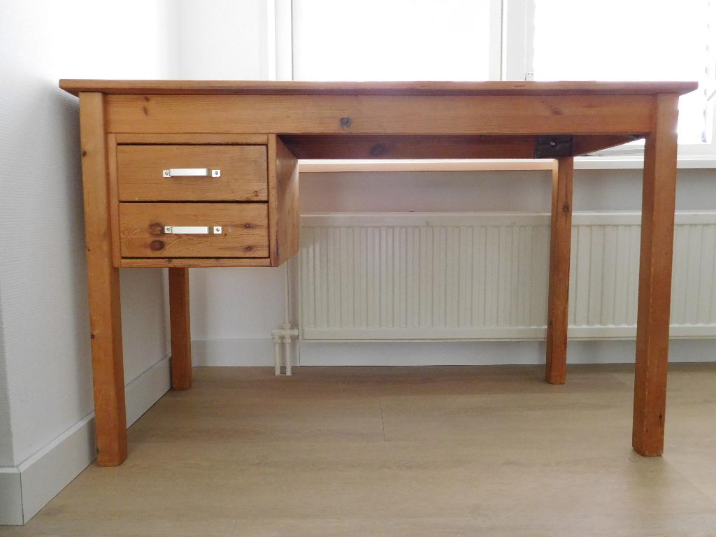 bureau van massief hout, Ophalen, Gebruikt, 120 cm, Hout