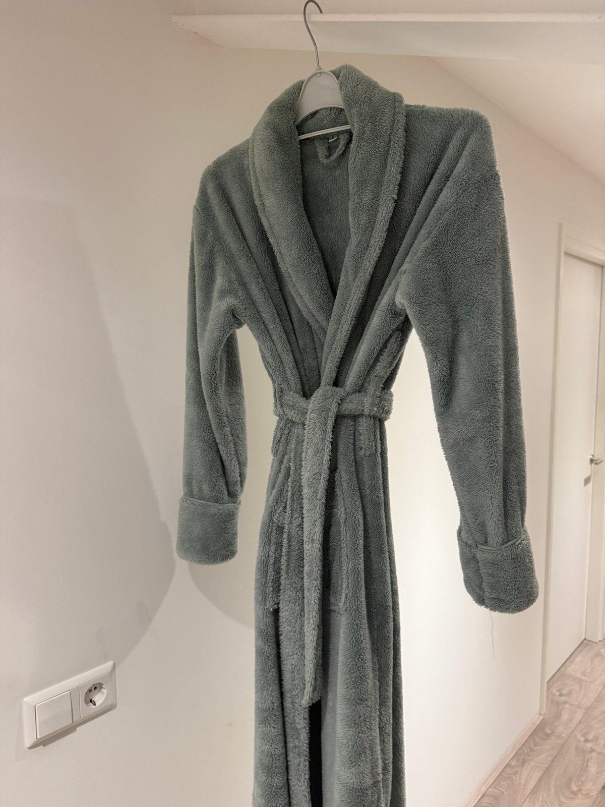 Optipluche badjas olijfgroene kleur maat S., Kleding | Dames, Ophalen of Verzenden, Zo goed als nieuw, Maat 38/40 (M)