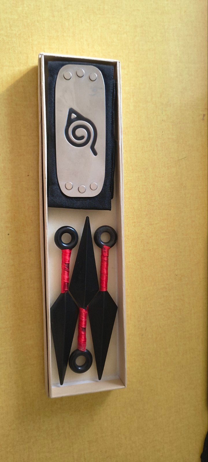 Naruto Hoofdband cosplay met Metalen Plaatje en Kunai Set, Ophalen of Verzenden, Zo goed als nieuw