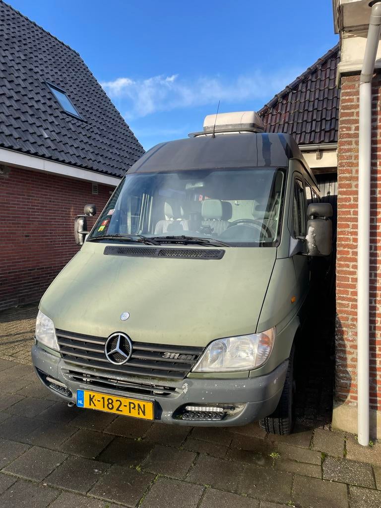 Mercedes Sprinter 311cdi Camper Zelfbouw - Airco, Standkache, Caravans en Kamperen, Campers, Buscamper of Camperbus, Tot en met 3
