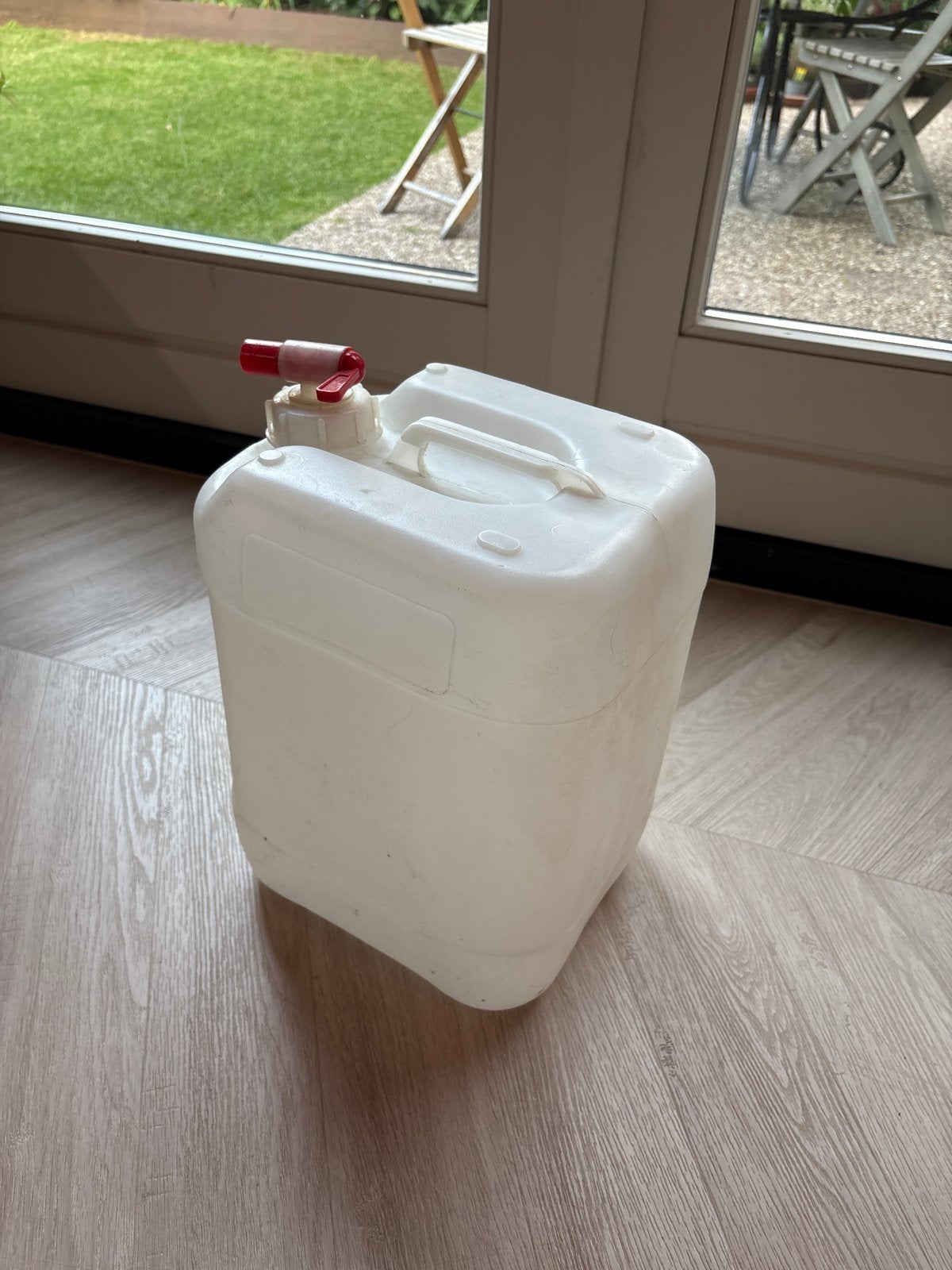Jerrycan met kraantje, Ophalen of Verzenden