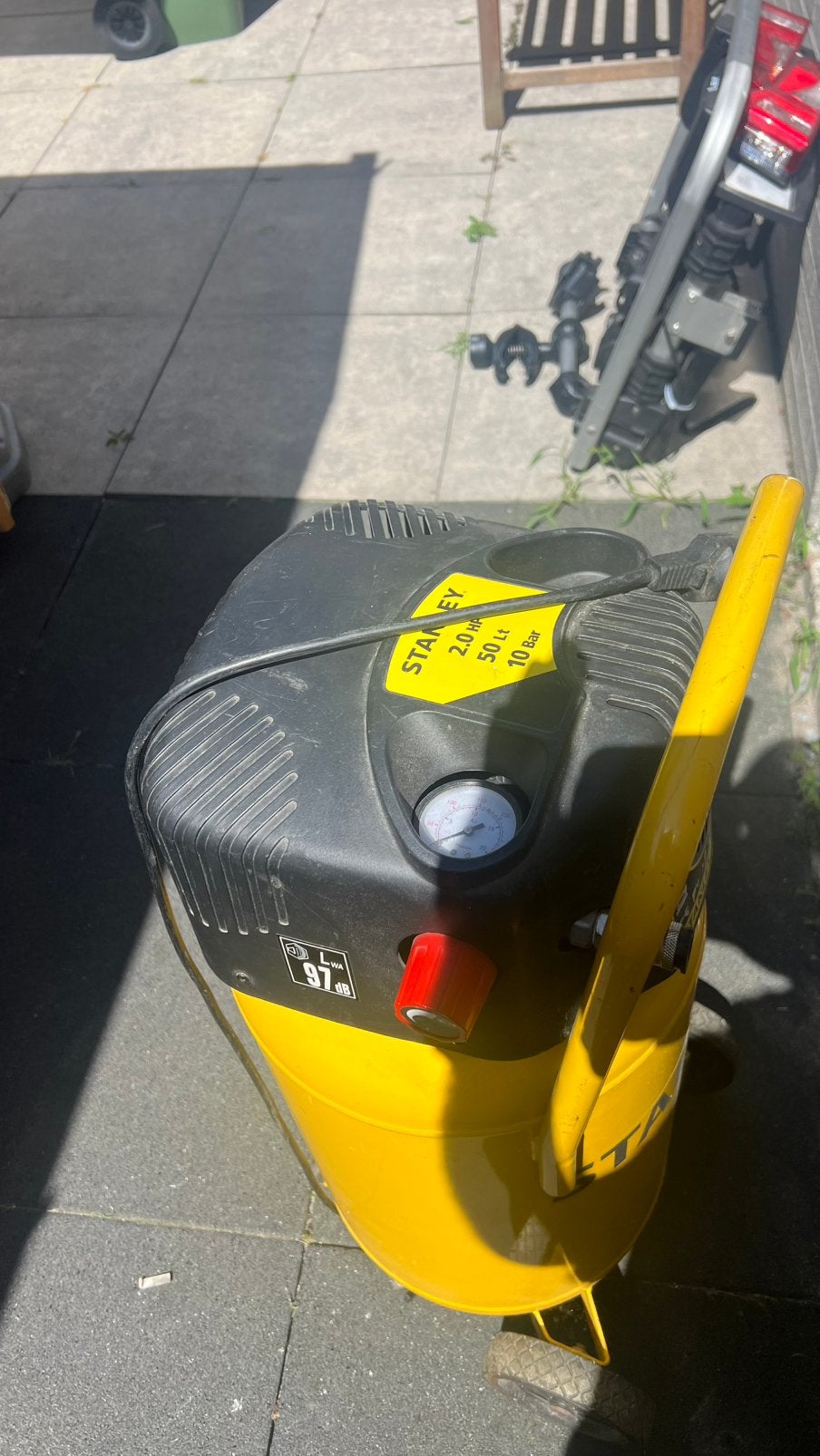 Stanley 50 liter compressor, Ophalen, 6 tot 10 bar, Zo goed als nieuw, 25 tot 100 liter