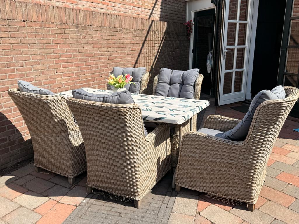 5 Wicker tuinstoelen met kussens, Tuin en Terras, Tuinstoelen, Ophalen, Gebruikt, Wicker