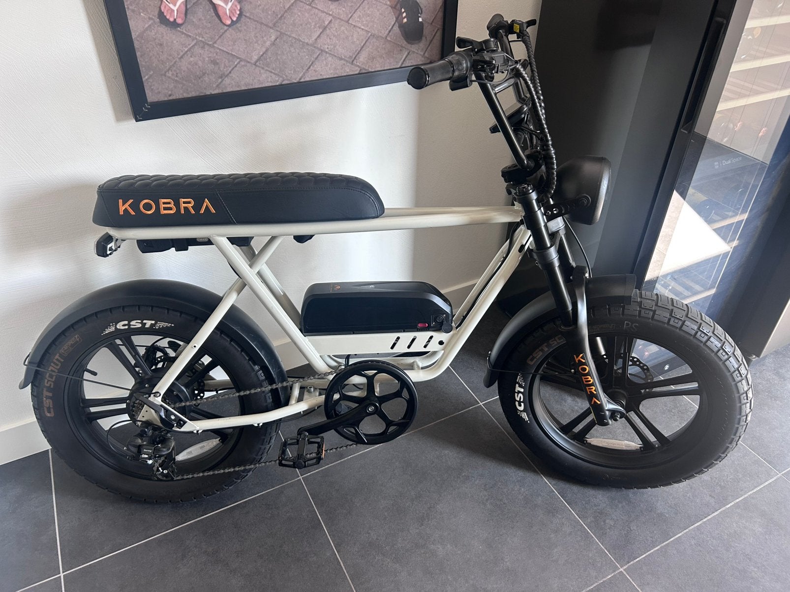 Nieuwstaat Kobra fatbike, 59 cm of meer, Ophalen, Zo goed als nieuw, Overige merken