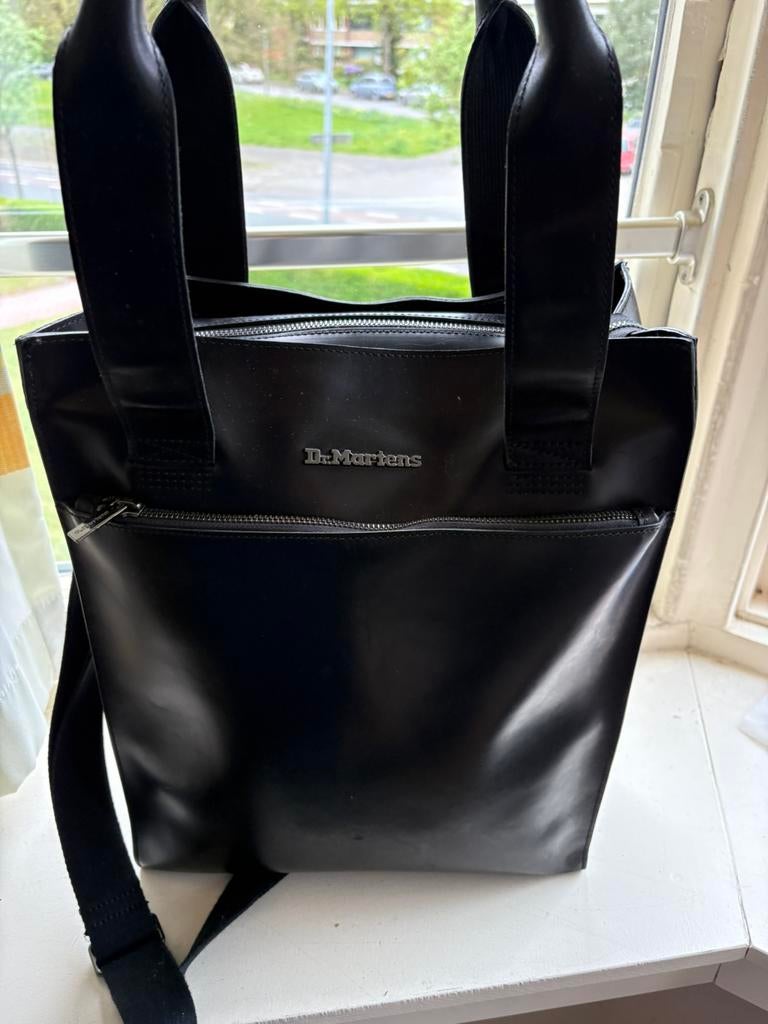 Dr. Martens Leren Tas - Zwart, Zo goed als nieuw, Overige merken, Zwart, Ophalen of Verzenden, Zo goed als nieuw