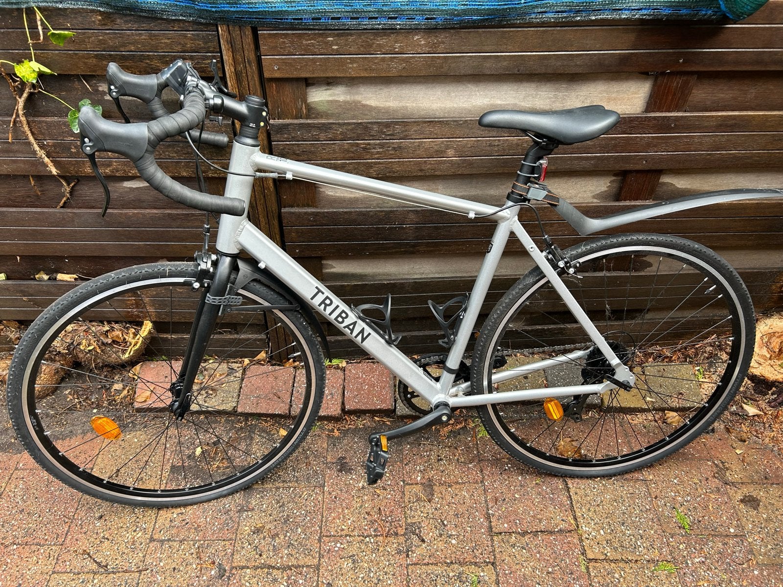 Triban racefiets - Zo goed als nieuw, Fietsen en Brommers, 28 inch, 10 tot 15 versnellingen, Aluminium, Zo goed als nieuw