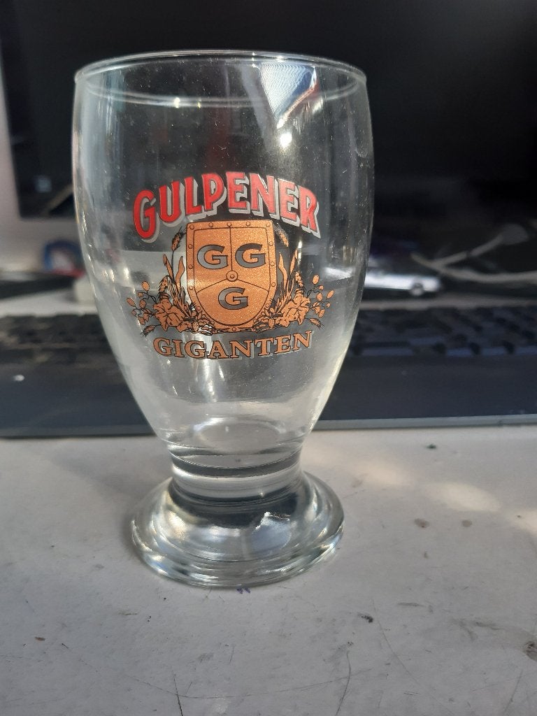 Gulpener Giganten bierglas (Z194-23), Ophalen of Verzenden, Zo goed als nieuw, Glas of Glazen, Overige merken