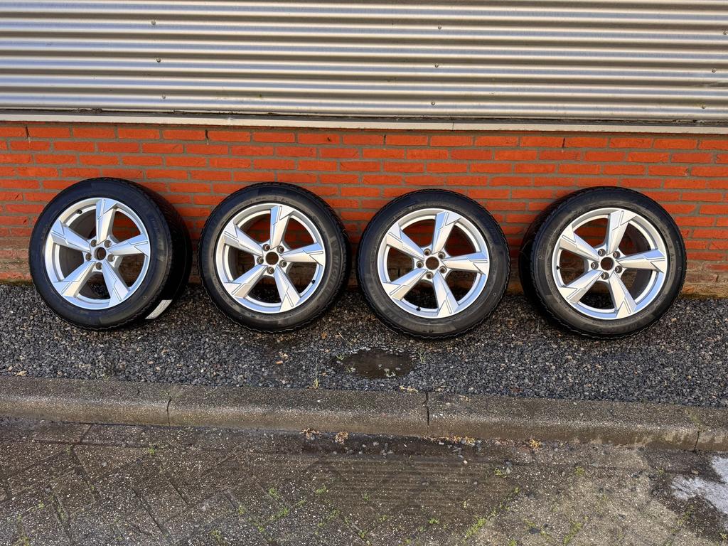 Lichtmetalen velgen Audi A6 met Michelin banden 18 inch, Auto-onderdelen, Banden en Velgen, Ophalen, 18 inch, Gebruikt, Banden en Velgen