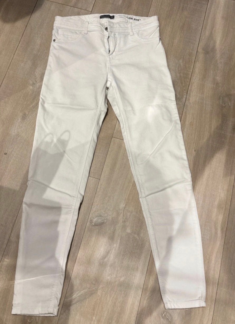 Witte skinny jeans, Kleding | Dames, Spijkerbroeken en Jeans, Ophalen of Verzenden, Zo goed als nieuw, Wit, W28 - W29 (confectie 36)