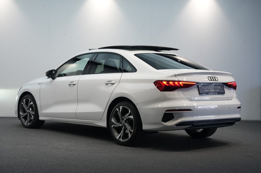 Audi A3 Limousine 35 TFSI S-Tronic ✅ 3x S-Line ✅ Pano, 12 maanden, 4 cilinders, Wit, Bedrijf