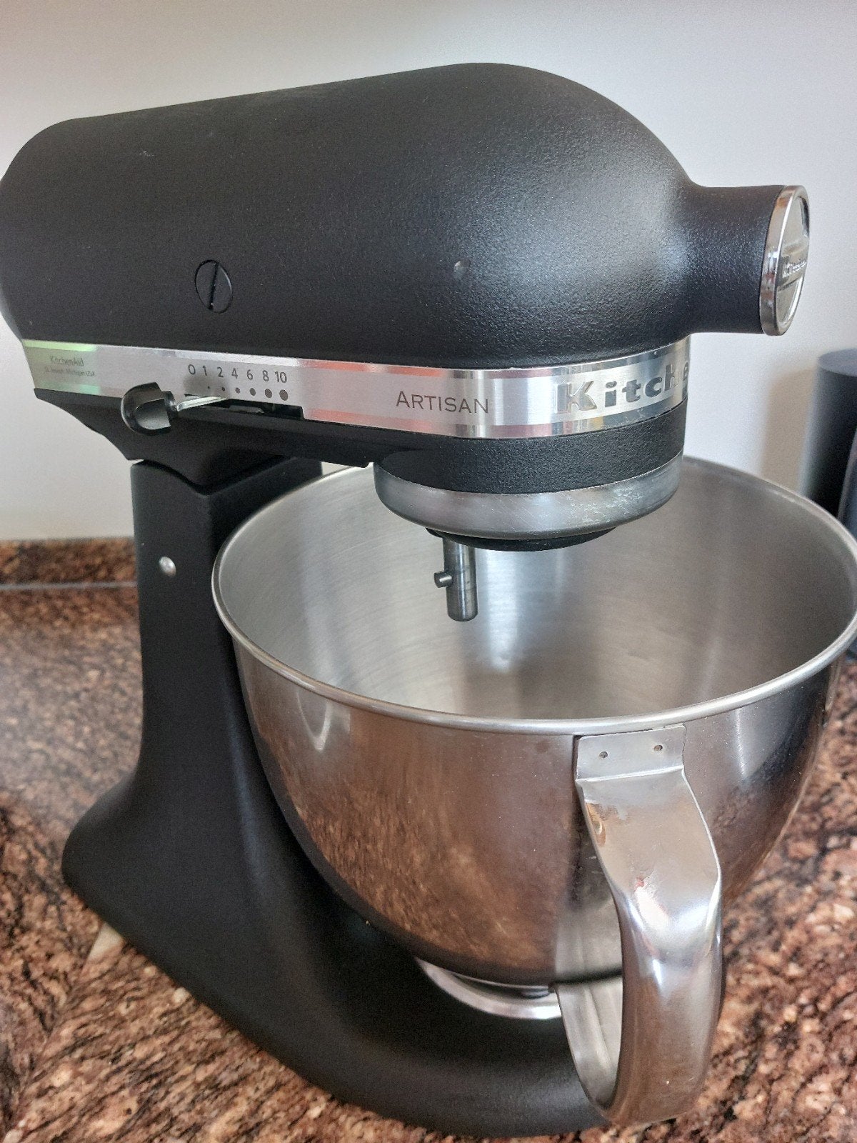 KitchenAid Artisan Keukenrobot - Zwart (5KSM175PSEBK), 4 liter of meer, Ophalen of Verzenden, Gebruikt, 3 snelheden of meer
