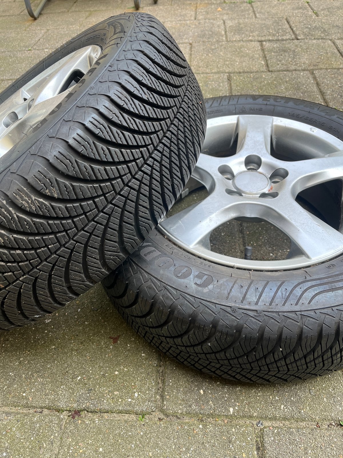 2x Goodyear Vector 4Seasons banden met velgen, Ophalen, Gebruikt