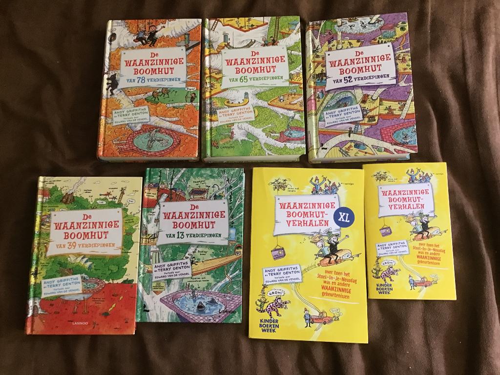 7 delen de waanzinnige boomhut door Andy Griffiths, Boeken, Ophalen of Verzenden, Zo goed als nieuw, Fictie algemeen