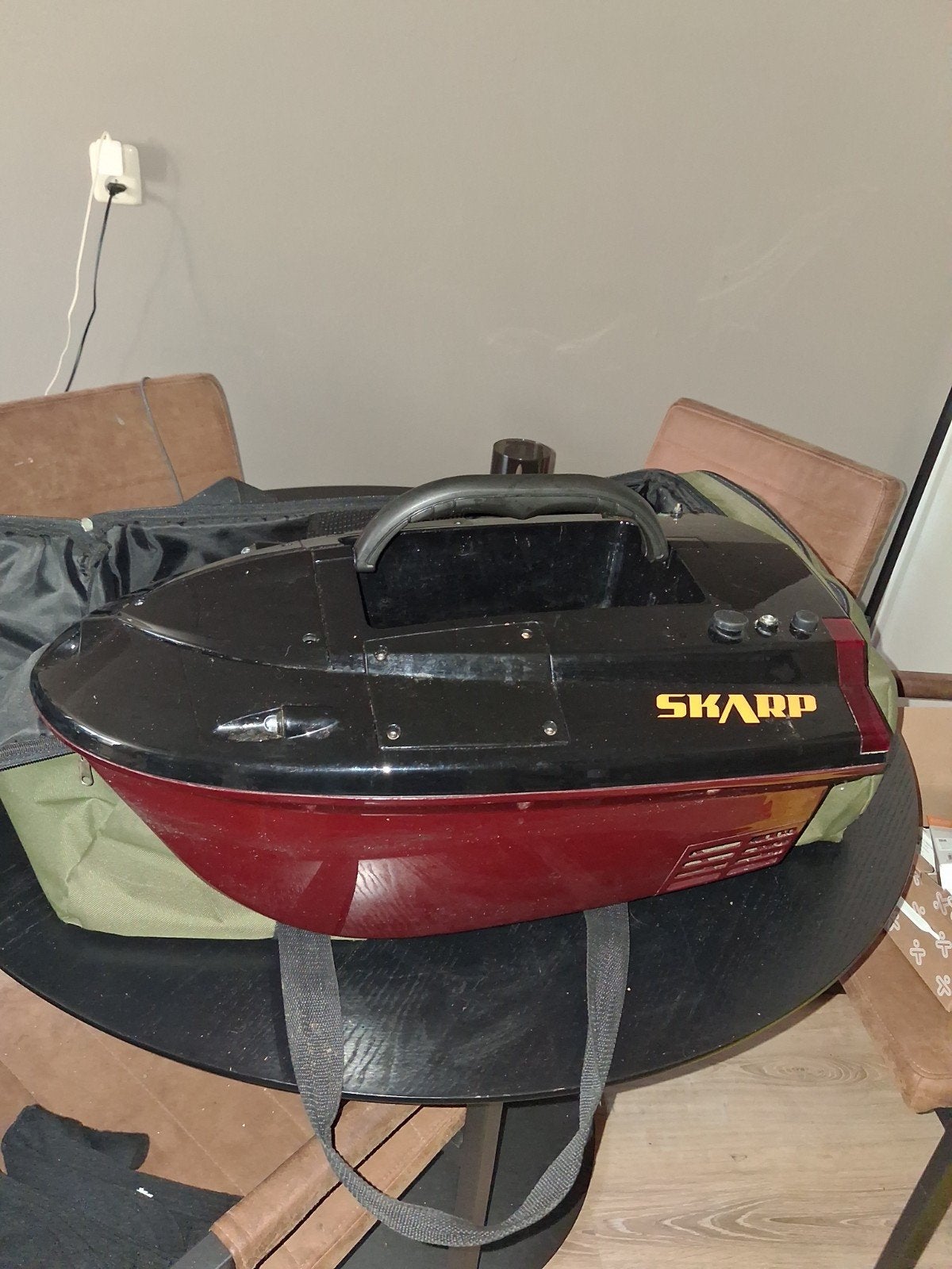 Skarp Voerboot met afstandsbediening en draagtas, Ophalen, Gebruikt, Overige typen