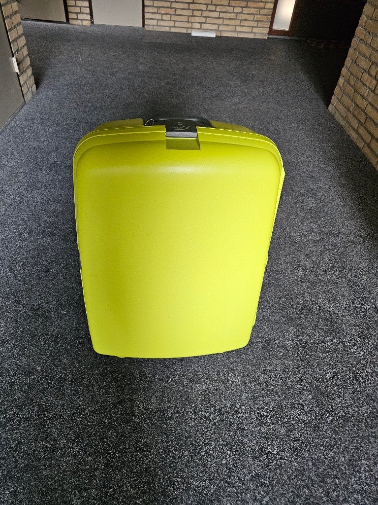 Groene Koffer, Wieltjes, Gebruikt, Hard kunststof, 45 tot 55 cm
