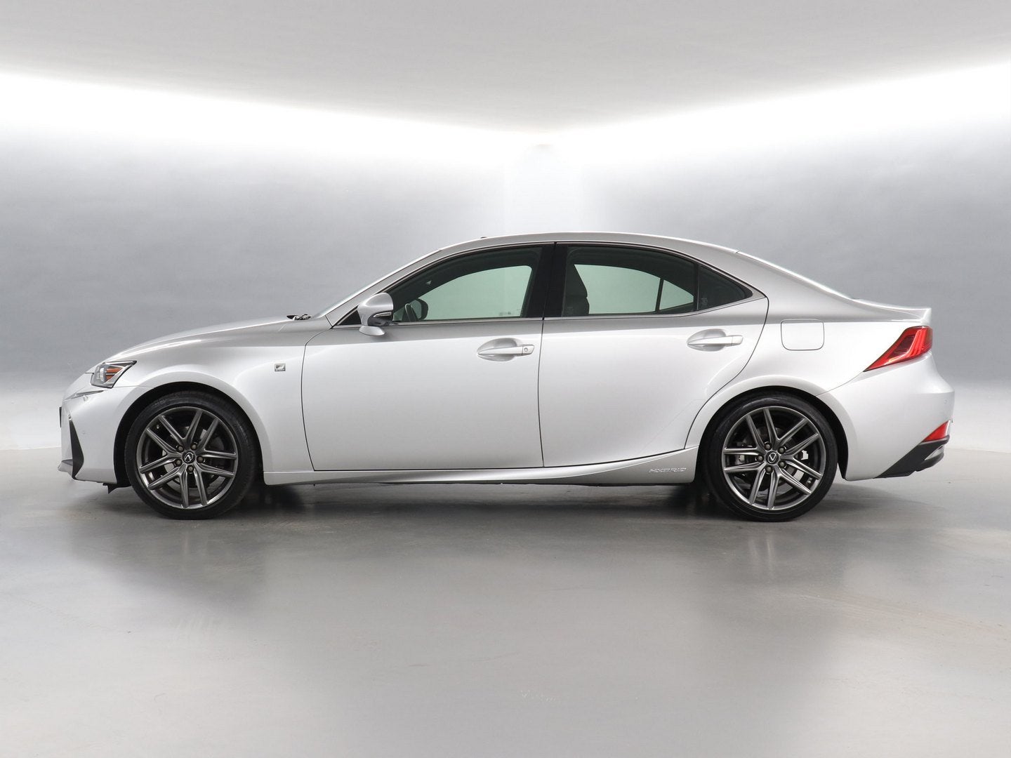 Lexus IS 300h Hybrid F-Sport Line | Adaptief Dempingsysteem, Achterwielaandrijving, Gebruikt, Bedrijf, Hybride Elektrisch/Benzine