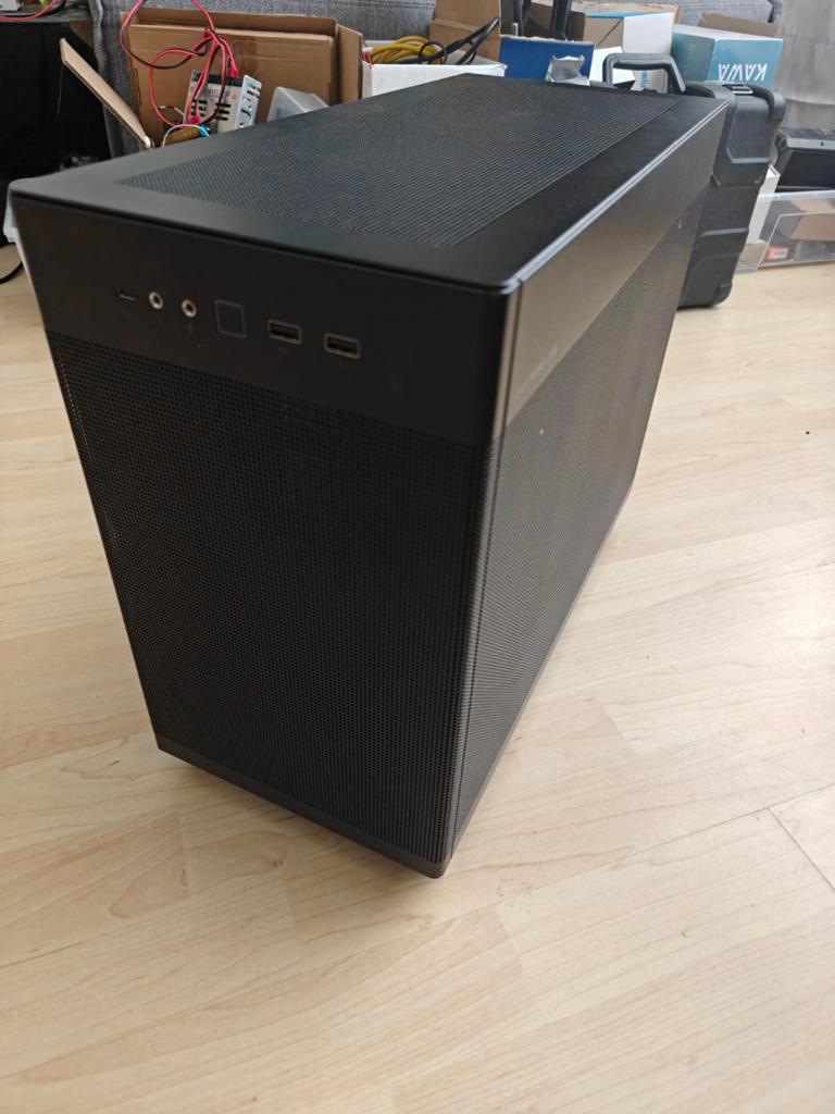 Asus Prime Case (mini-atx), Computers en Software, Computerbehuizingen, Ophalen of Verzenden, Zo goed als nieuw