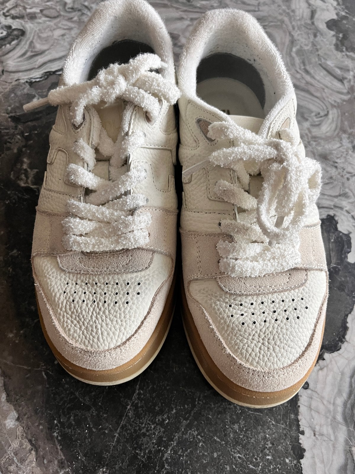 Fendi Roma Sneakers - Zo goed als nieuw, Ophalen of Verzenden, Zo goed als nieuw, Wit, Sneakers of Gympen