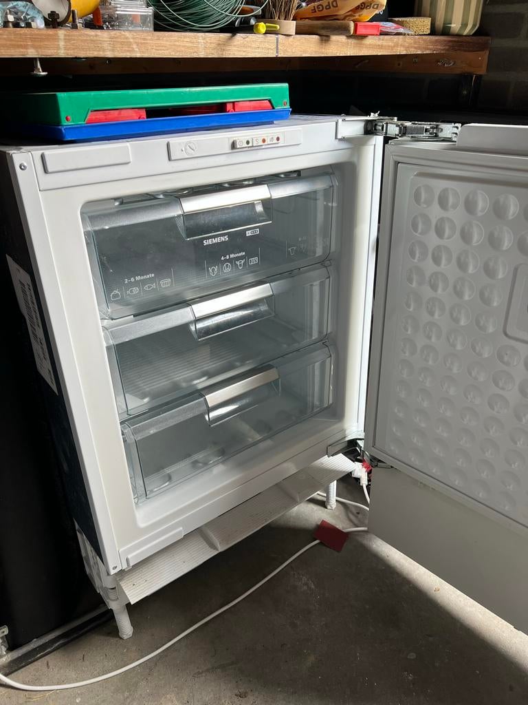 Siemens Inbouw Vrieskast, Ophalen, Gebruikt, Minder dan 60 cm, Energieklasse A of zuiniger