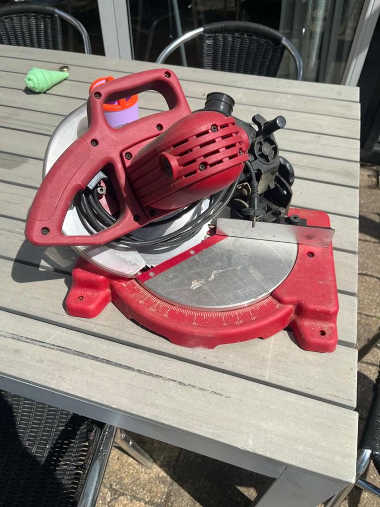 Topcraft TGS 1200 Afkortzaag - 1200W, Ophalen, Gebruikt, 70 mm of meer, Afkortzaag