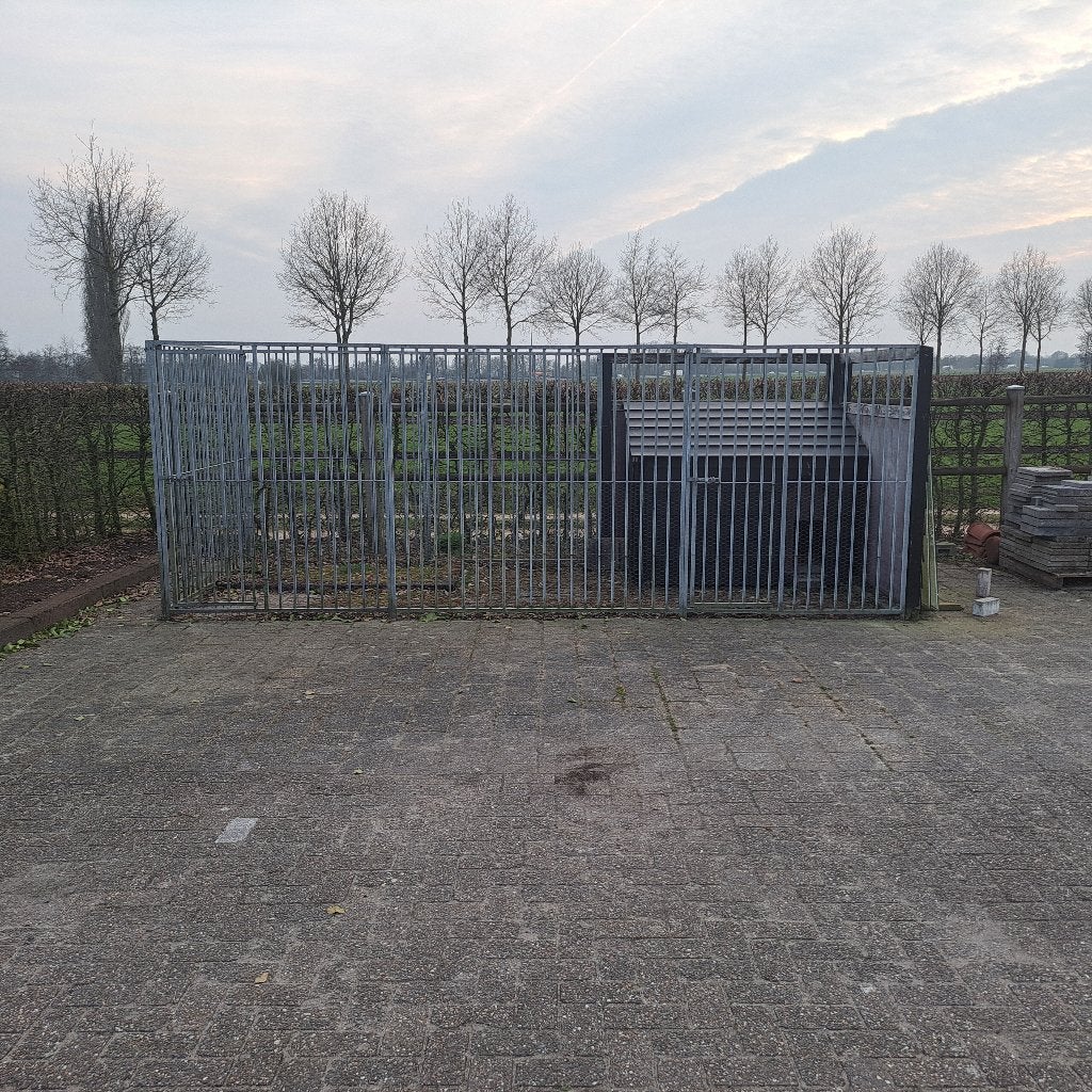 Grote Honden ren met hok gegalvaniseerd met geïsoleerd hok, Ophalen, 100 cm of meer, Hondenhok, 110 cm of meer