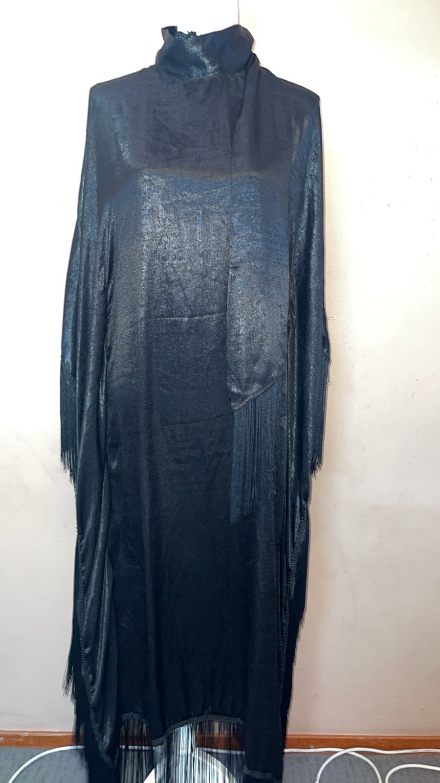 Zwarte Kaftan Jurk met Franjes - Elegante Avondkleding, Kleding | Dames, Jurken, Zwart, Zo goed als nieuw, Onder de knie, Ophalen