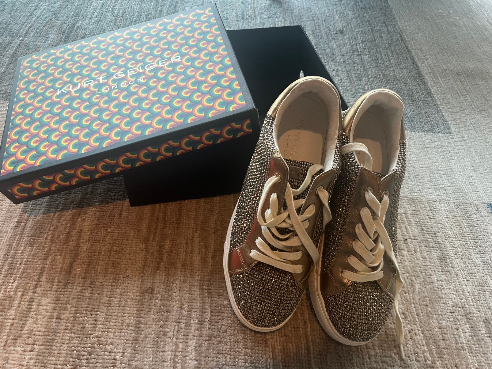 Kurt Geiger gouden glitterpailletten dames sneaker mt 39, Overige kleuren, Ophalen of Verzenden, Sneakers of Gympen, Zo goed als nieuw