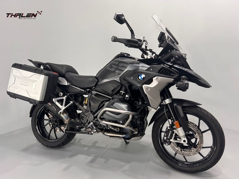 BMW R 1250 GS Triple Black  (bj 2021) 25,800 km, 2 cilinders, 1254 cc, Motorrijbewijs A, Bedrijf