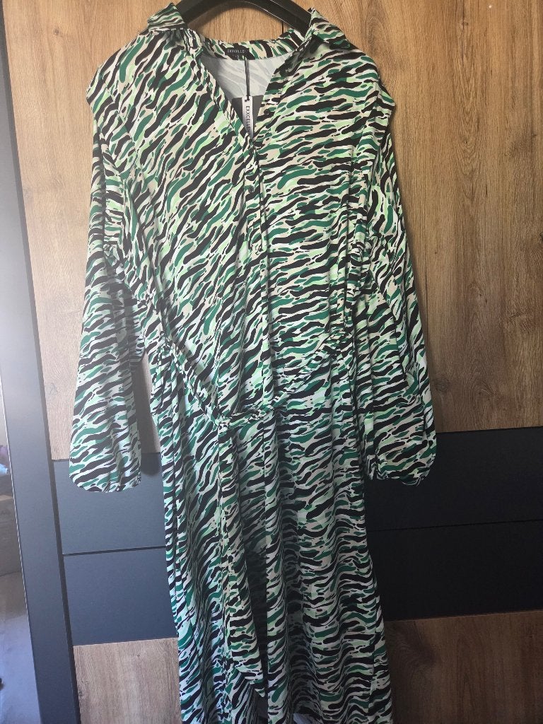 Te nieuw jurk met lange mouw, Kleding | Dames, Jurken, Maat 46/48 (XL) of groter, Nieuw, Ophalen of Verzenden, Onder de knie