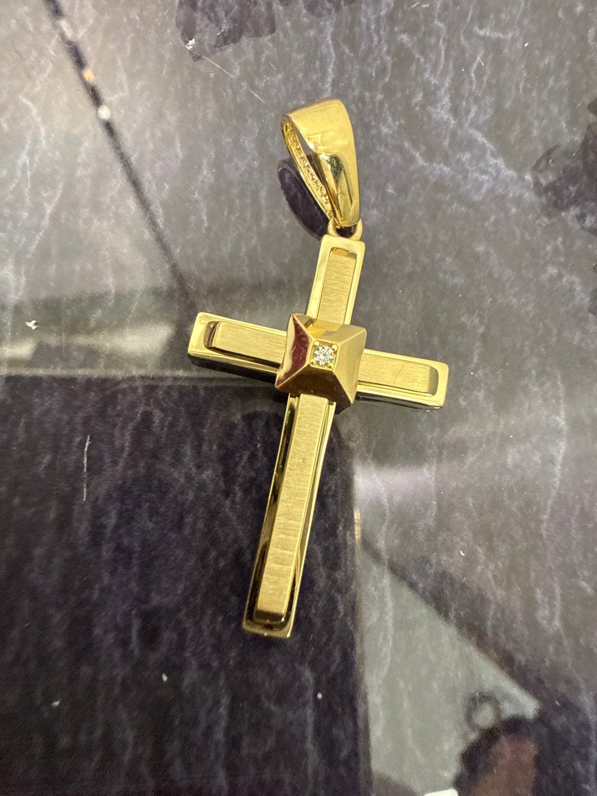 Prachtige 14 karaats gouden kruis hanger ITALY design, Ophalen of Verzenden, Nieuw, Goud