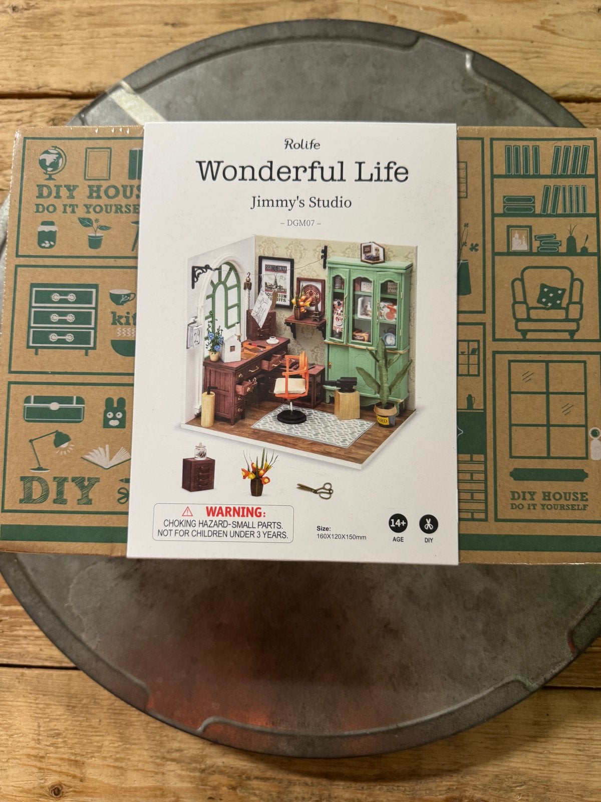 Rolife Wonderful Life Jimmy's Studio DIY Huisje, Overige merken, 1:50 of kleiner, Overige typen, Nieuw