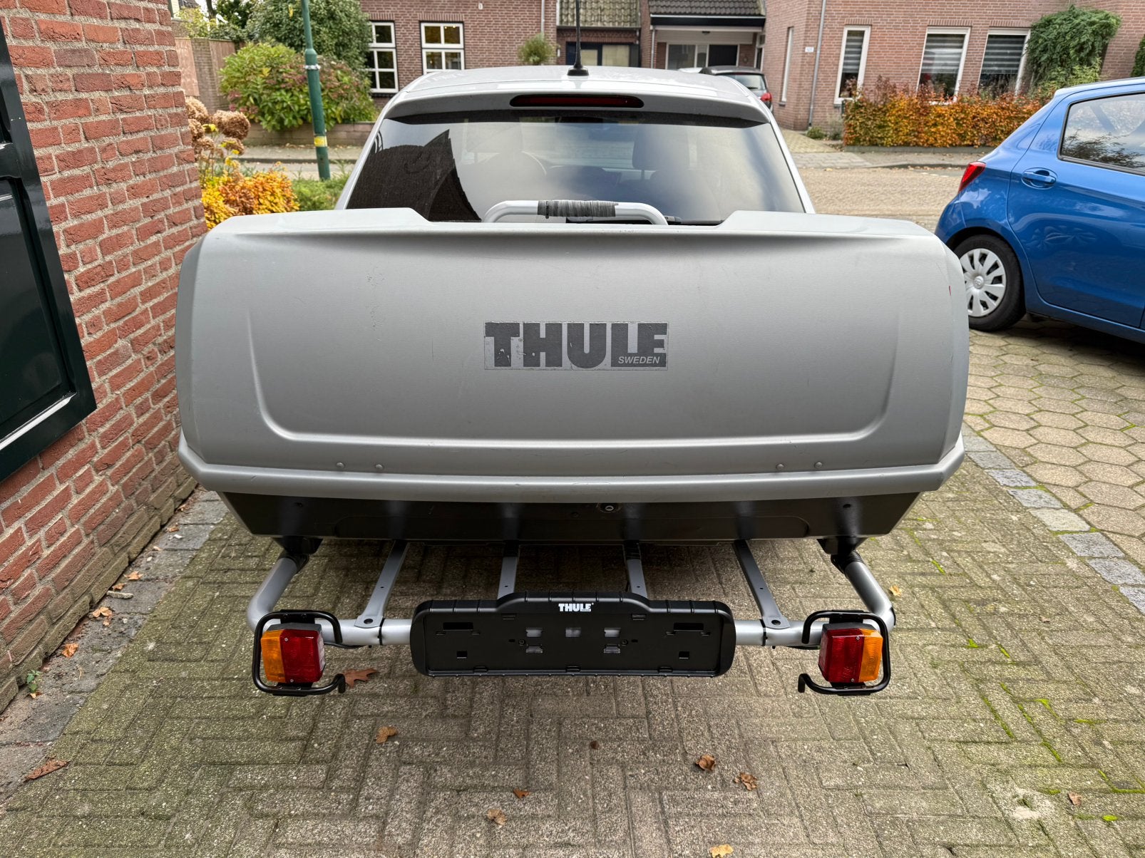 TE HUUR: Thule trekhaakkoffer 420 liter, Ophalen, Gebruikt