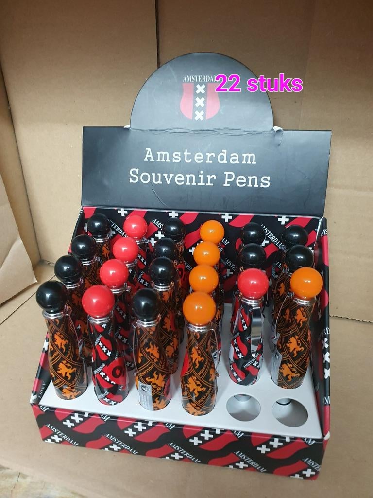 Display nieuwe pennen, Ophalen of Verzenden, Nieuw, Balpen, Overige merken