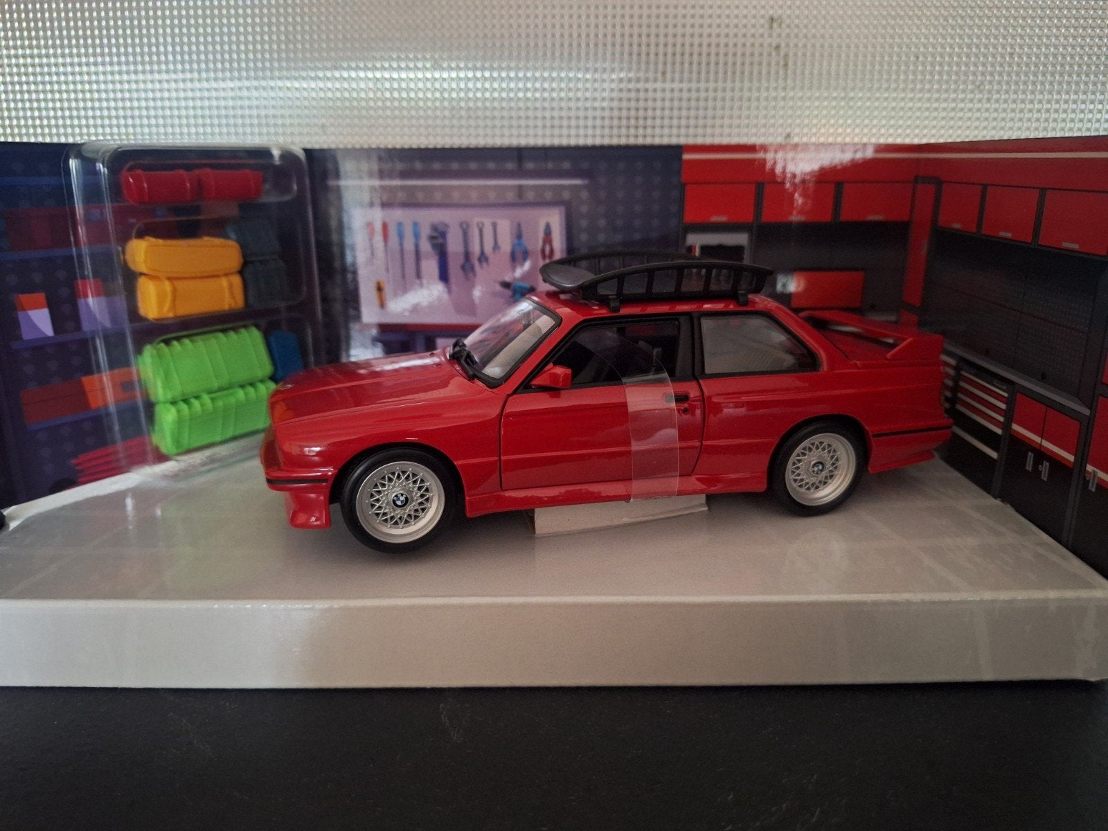 BMW M3 + Rack Basket Schaal 1:24, Overige merken, Auto, Burago, Burago